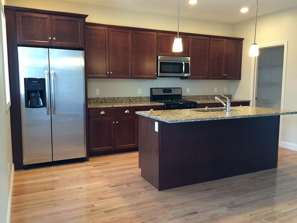 2nd image of 101 Boatwrights Loop