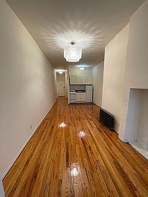 3rd image of 309 W 55th St APT 4B