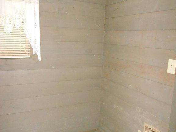 3rd image of 73 Saunders Ln