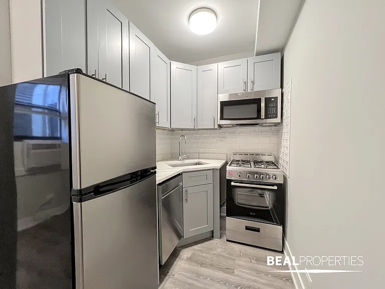 505 West Belmont Ave — Photo 42