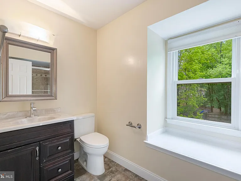 820 Ridge Dr — Photo 18
