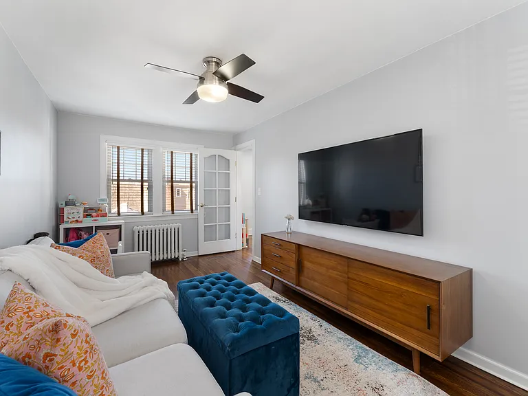 9 Rutgers Pl — Photo 14
