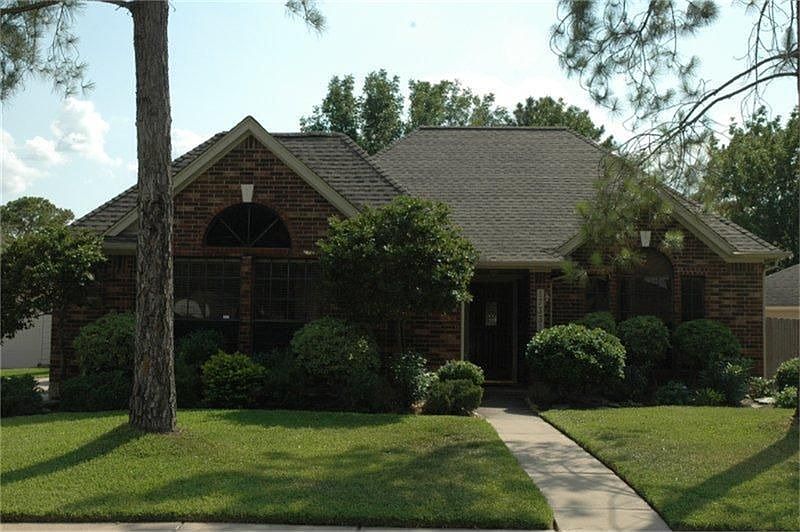 1st image of 17331 Meadow Heights Dr
