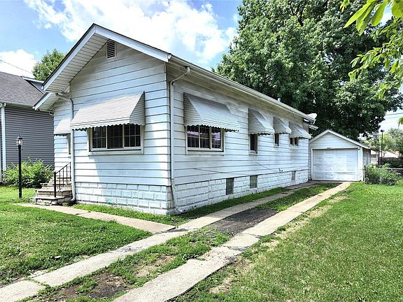 3rd image of 2525 Hodges Ave