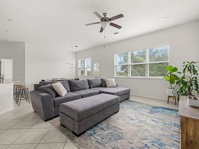 9909 Dalliance Ln — Photo 6