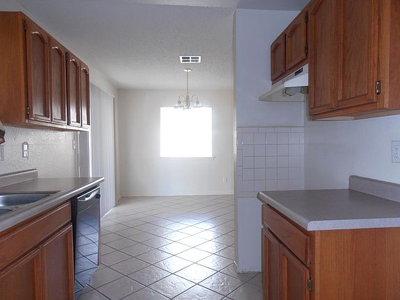 5th image of 11555 Plautus Ct