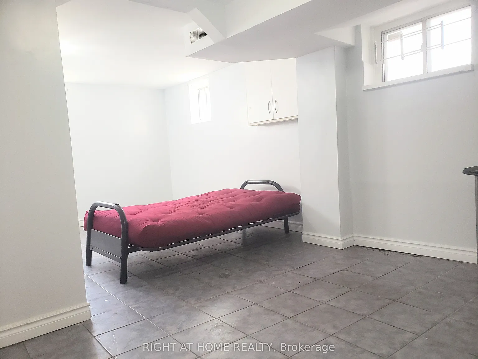 1 bed, $1,175 — Photo 4
