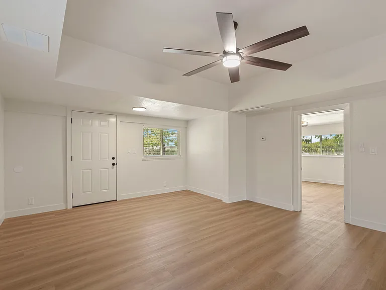522 S Lincoln Way — Photo 18