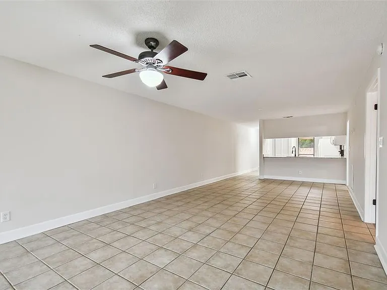 4800 Brittany Dr S #102 — Photo 25