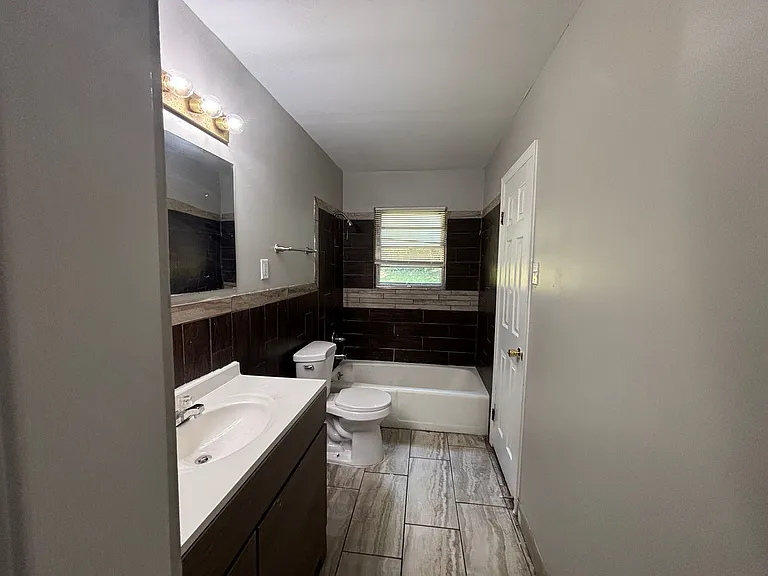 2771 Northmeade Ave — Photo 61