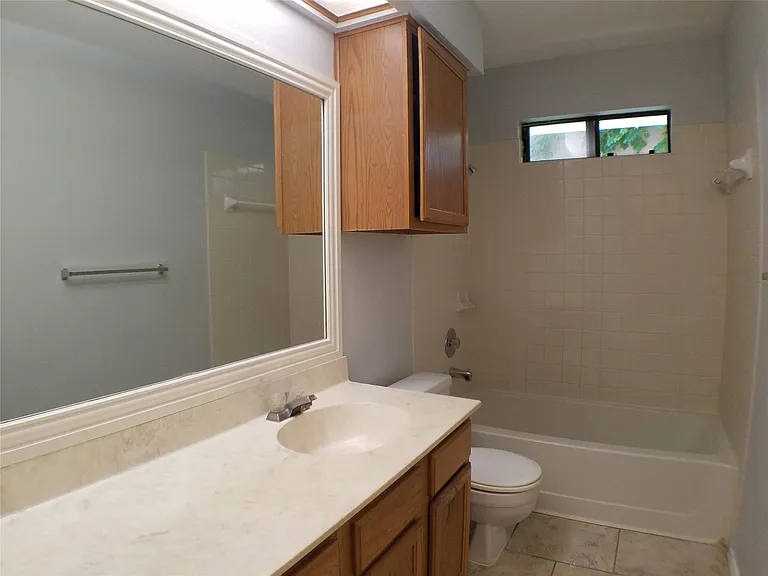 8310 Los Ranchos Dr — Photo 23
