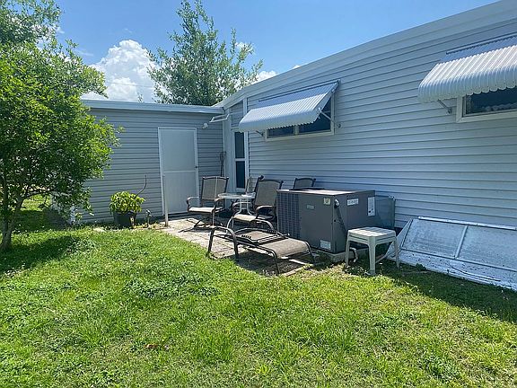 Patio on back