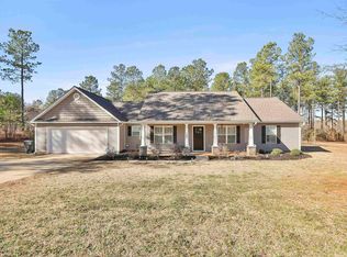 106 Needleleaf Ct, Barnesville, GA 30204
