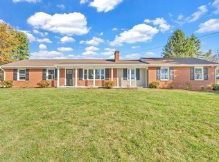 1910 Mayfield Dr, Roanoke, VA 24014