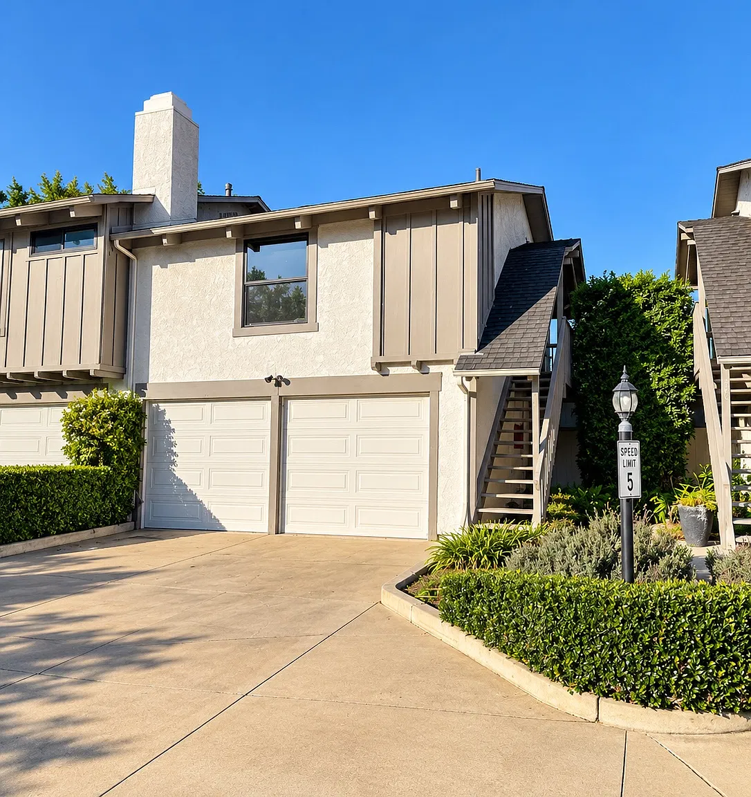 304 Santo Tomas Ave — Photo 1