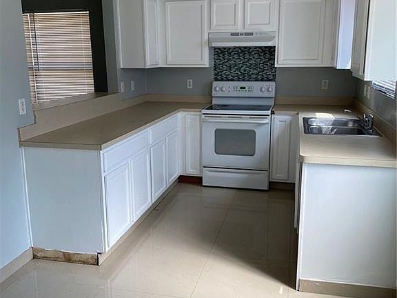 4th image of 3404 San Gabriel St