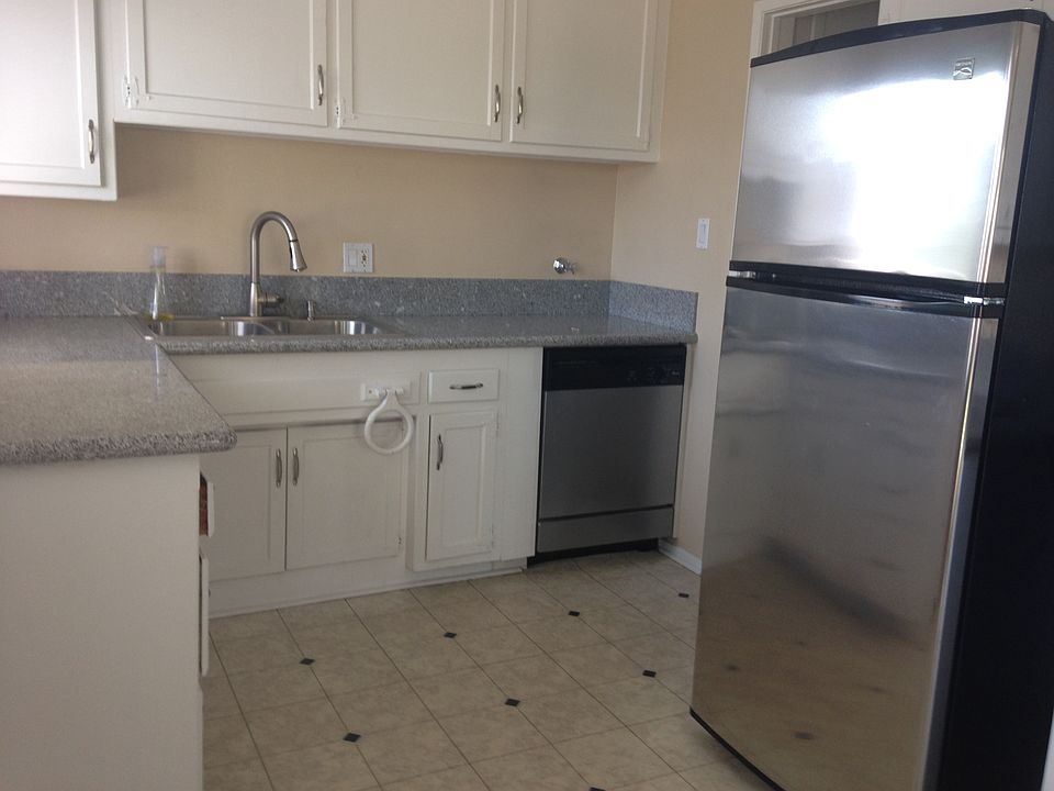 1st image of 16654 E Edna Pl