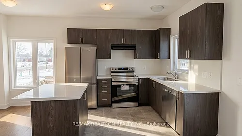 36 Westwood Ave W Photo 1