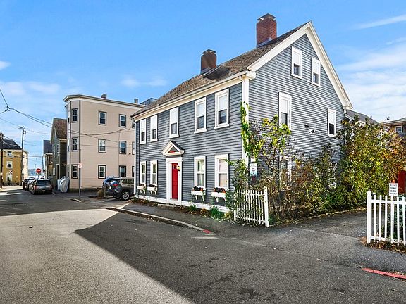 3rd image of 22 Beckett St #B