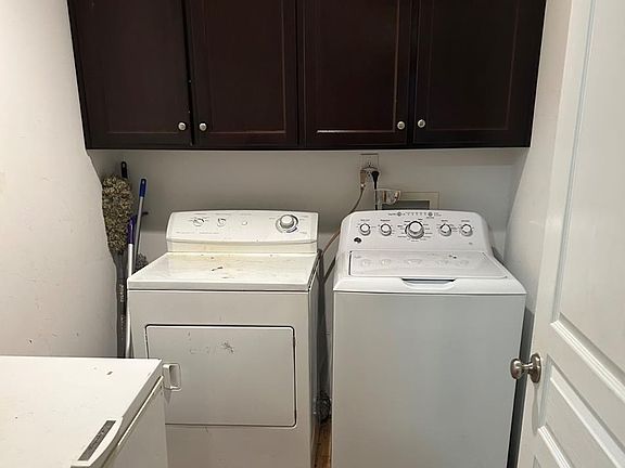 4th image of 1035 Bunche Dr