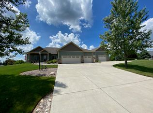 W248N8891 E Jay Ln, Town Of Lisbon, WI 53089