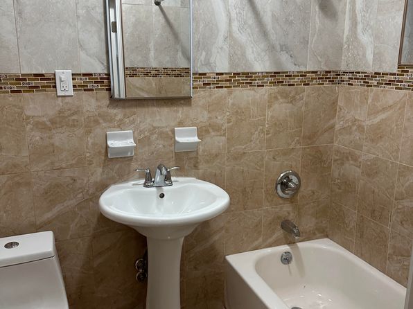 737 Dr Martin Luther King Jr Blvd APT 33