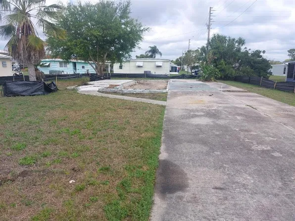 105 Lake Tarpon Dr #26, Palm Harbor, FL 34684