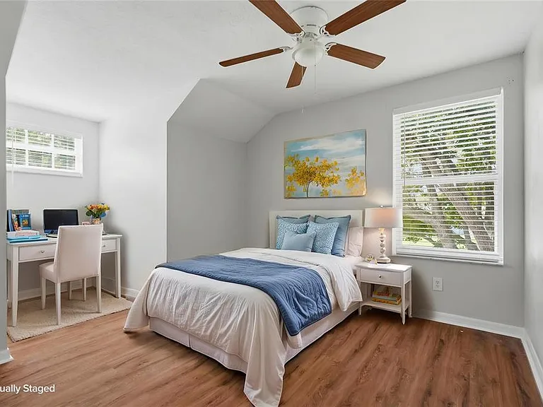 10215 Lakeside Vista Dr — Photo 24
