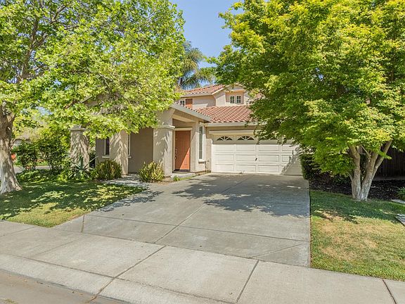 3rd image of 2205 Ashlar Way