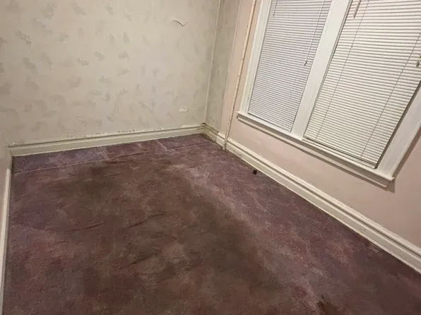 1754 East 22nd Street image 10 of 14