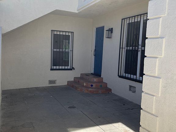 FRONT PATIO