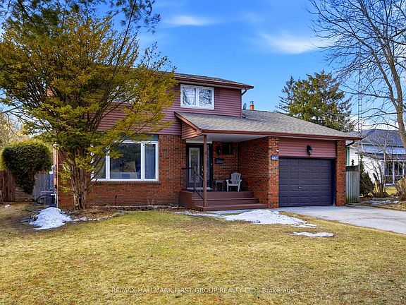 2nd image of 1994 Fairport Rd