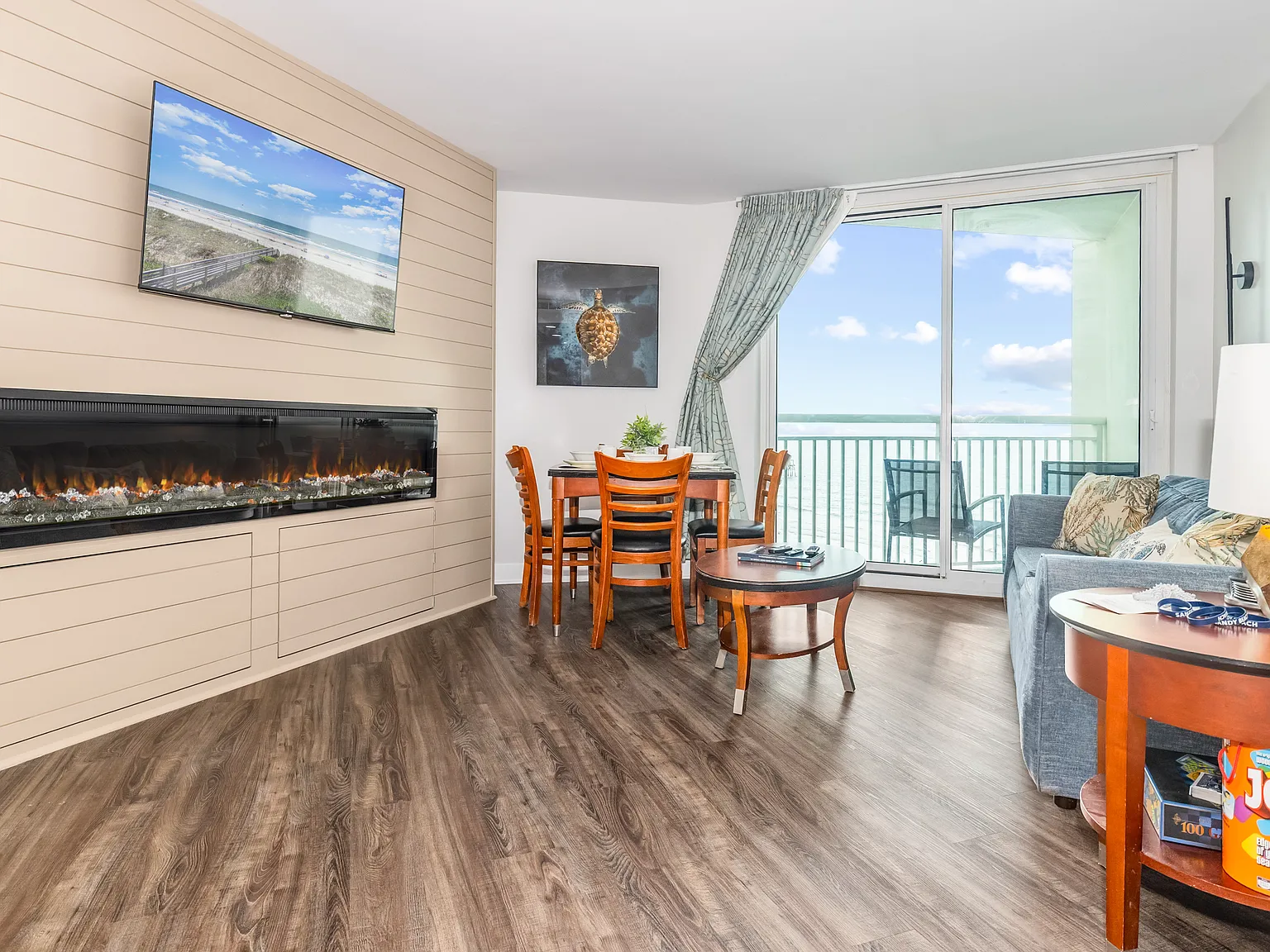 1 bed, 596 sqft, $1,300 — Photo 1