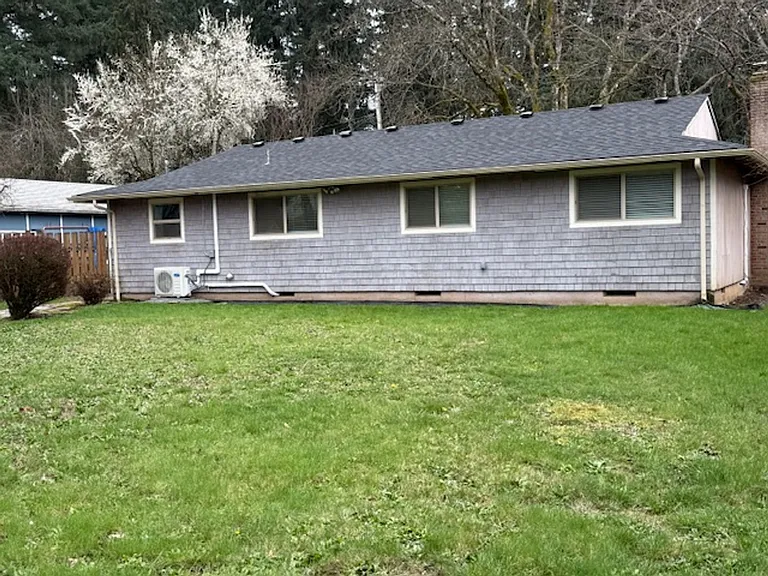 18021 Tualata Ave — Photo 27