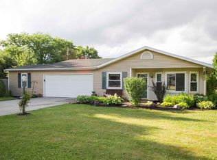 634 W Gump Rd, Fort Wayne, IN 46845