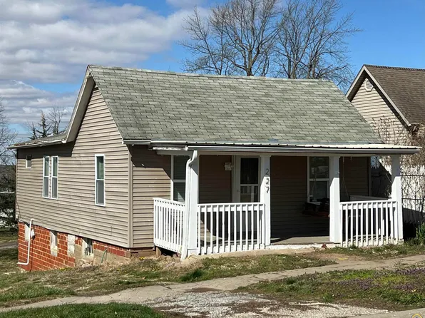 227 N Main St, Troy, KS 66087
