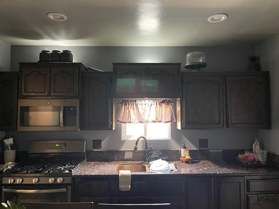 195 N Canby Street, Tulare, CA 93274 Zillow