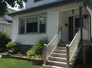 11008 S Troy St, Chicago, IL