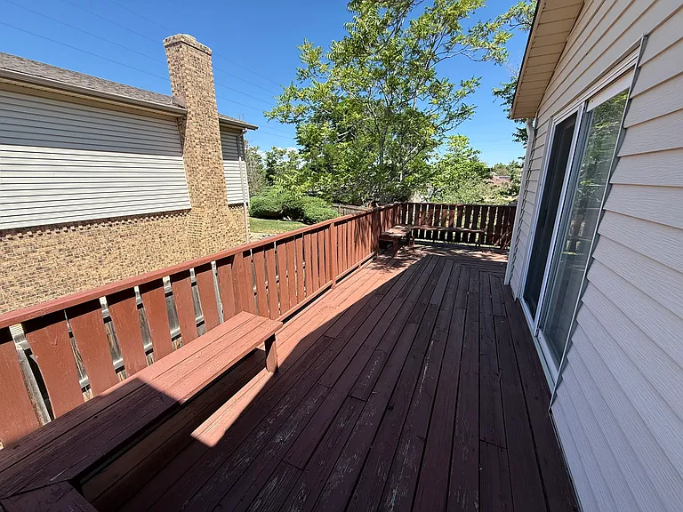 Large Wrap-Around Deck