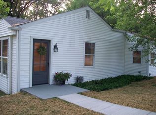 1444 Lakeside Dr, Howell, MI 48843