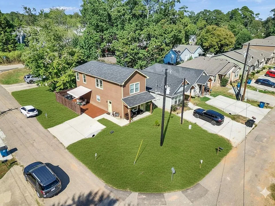 16984 W Juneau