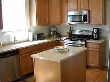 3rd image of 5216 Quinton Ct