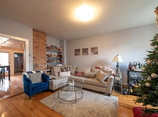 6 8th St #2, Cambridge, MA 02141