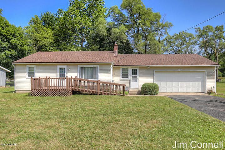 2551 Rogue River Rd NE, Belmont, MI 49306 | Zillow