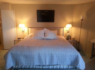 1506 Harmon Cv, Secaucus, NJ 07094