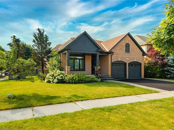 2559 Armour Cres, Burlington, ON L7M 4T4