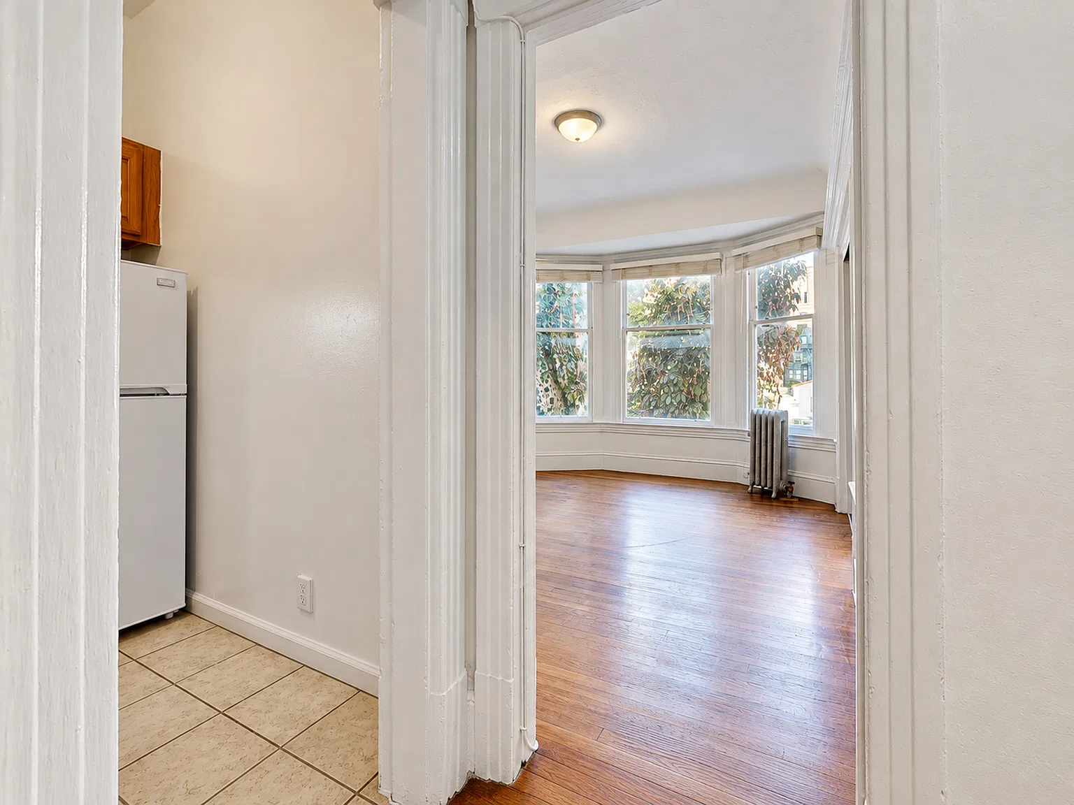 Lower Nob Hill Studio | Pet Friendly — Photo 4
