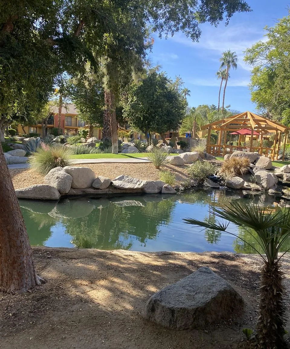 1 bed, 1.5 bath, 857 sqft, $1,875 — Photo 2