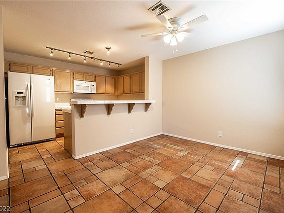 5th image of 8452 Boseck Dr Unit 247