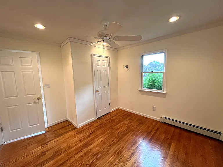 522 Dell Rd — Photo 7